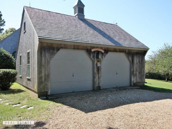 Cape Cod Home 994444