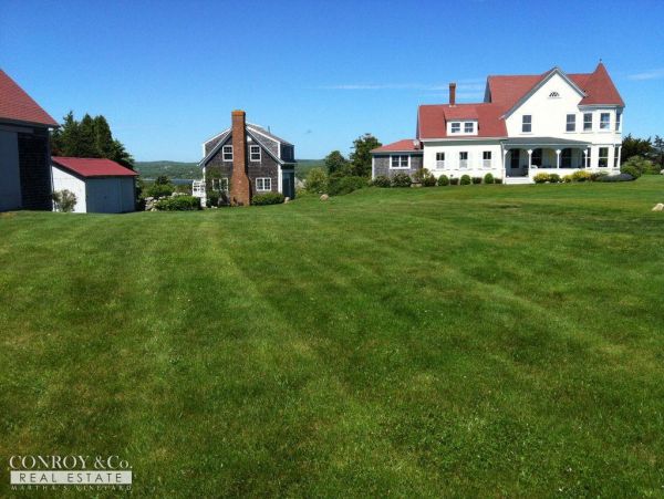 Cape Cod Home 994445