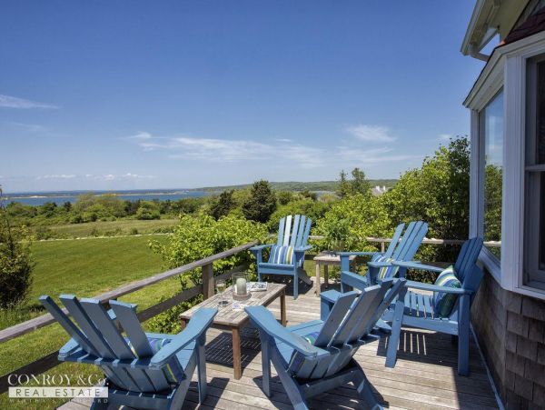 Cape Cod Home 994445