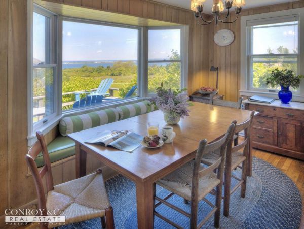 Cape Cod Home 994445