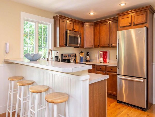 Cape Cod Home 994451