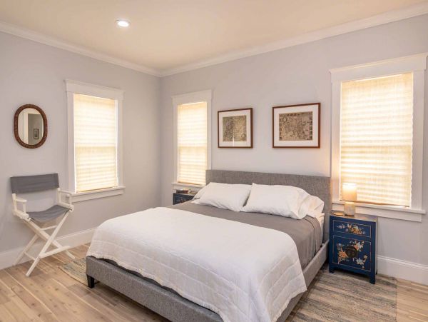 Cape Cod Home 994455