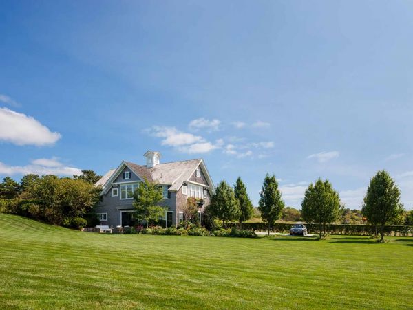 Cape Cod Home 994456
