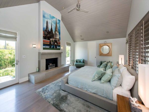 Cape Cod Home 994457