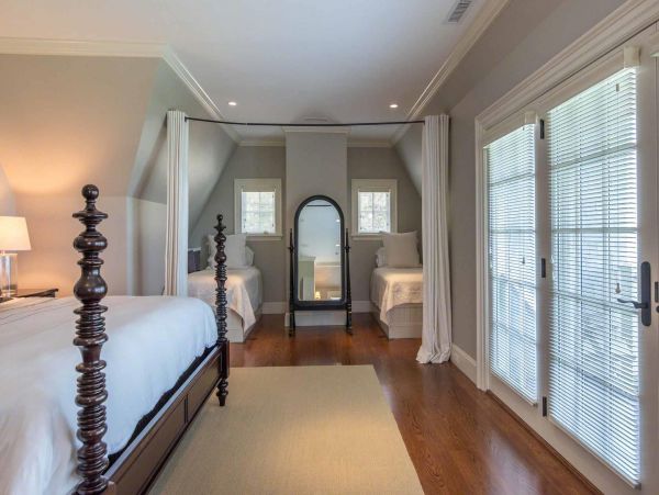 Cape Cod Home 994458