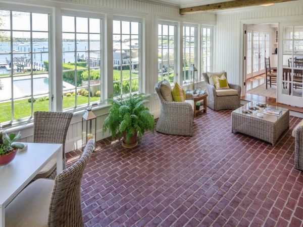 Cape Cod Home 994459