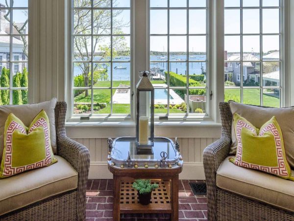 Cape Cod Home 994459