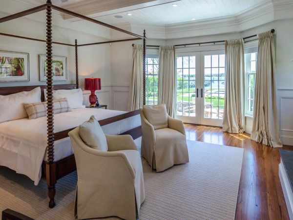 Cape Cod Home 994459