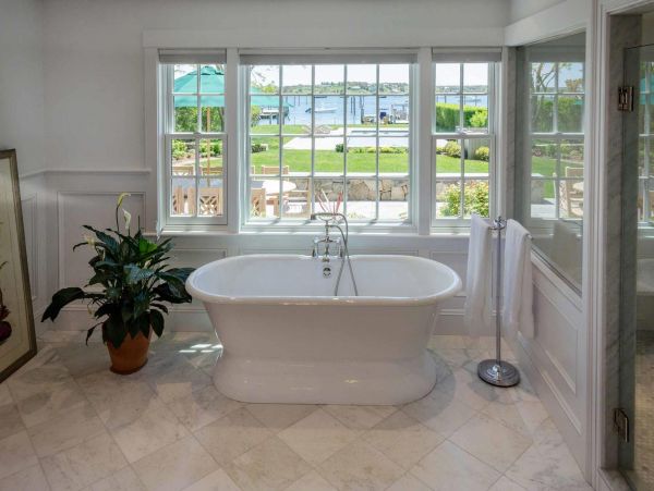 Cape Cod Home 994459