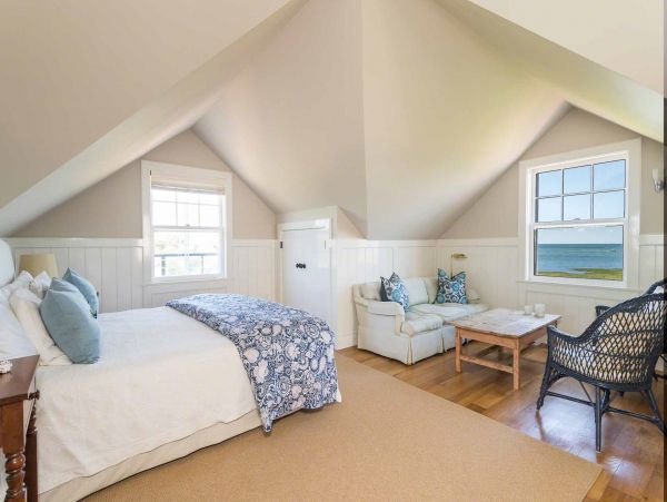 Cape Cod Home 994460