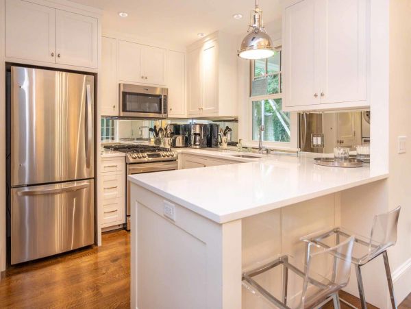 Cape Cod Home 994461