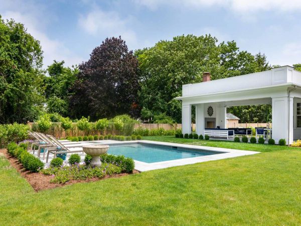 Cape Cod Home 994463
