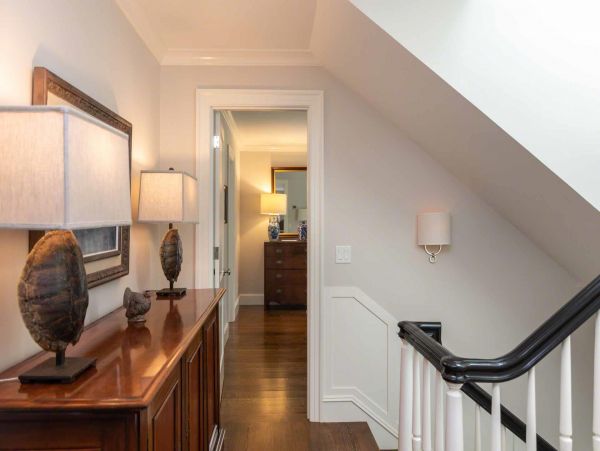 Cape Cod Home 994463