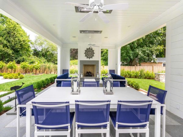 Cape Cod Home 994463