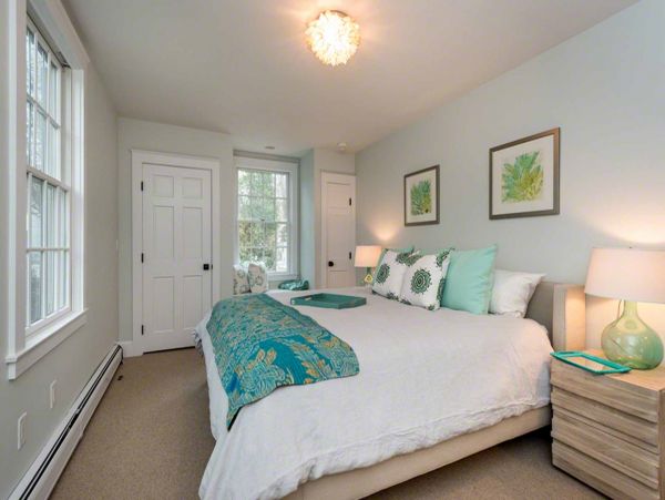 Cape Cod Home 994464