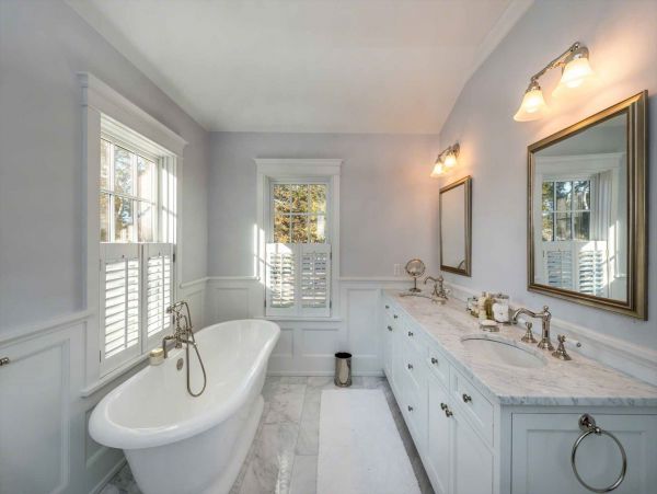 Cape Cod Home 994466