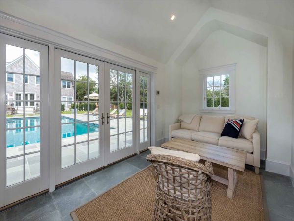 Cape Cod Home 994466