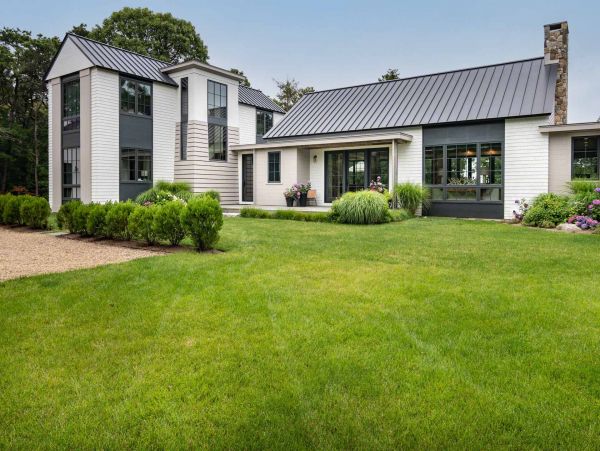 Cape Cod Home 994468