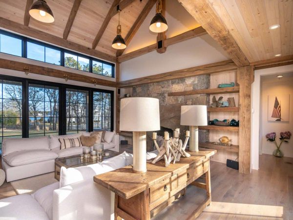 Cape Cod Home 994468