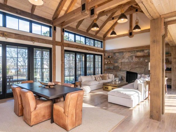 Cape Cod Home 994468