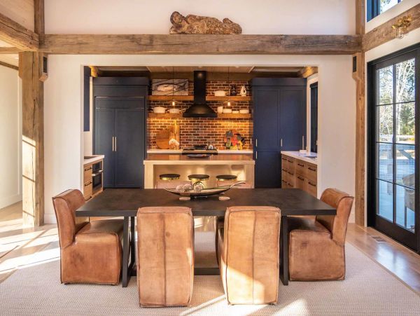 Cape Cod Home 994468