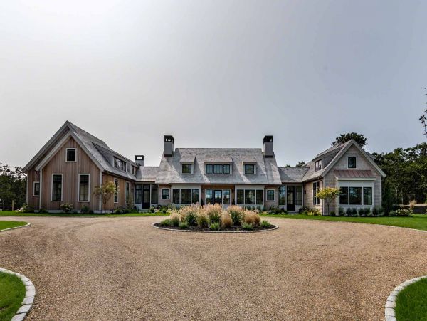 Cape Cod Home 994469