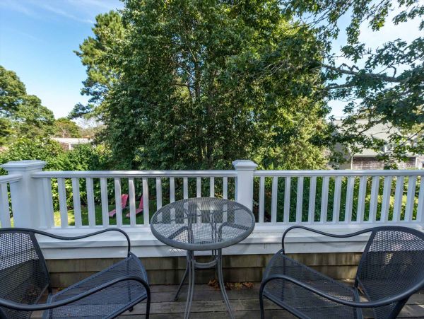 Cape Cod Home 994471