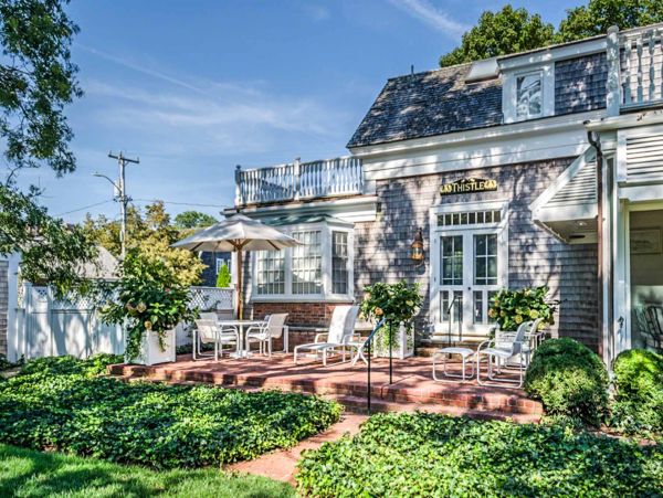 Cape Cod Home 994476