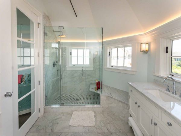 Cape Cod Home 994477