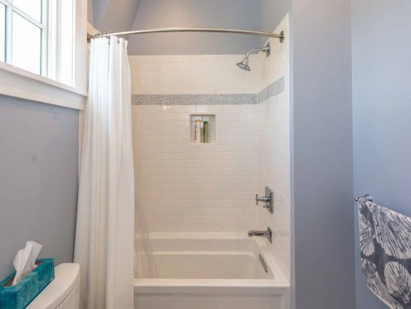 Cape Cod Home 994477