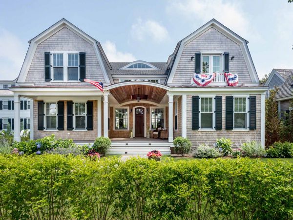 Cape Cod Home 994477