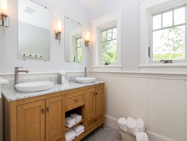Cape Cod Home 994478