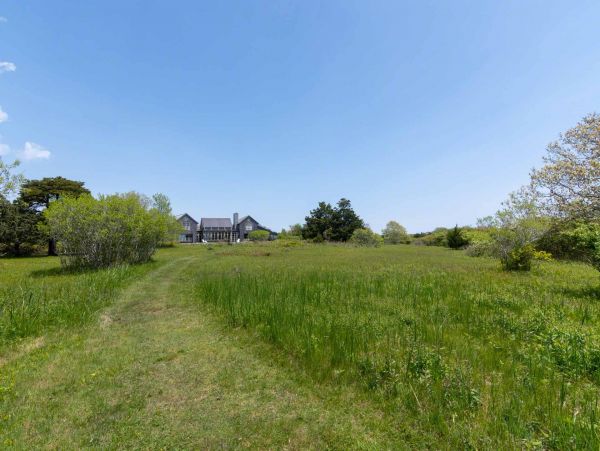 Cape Cod Home 994479