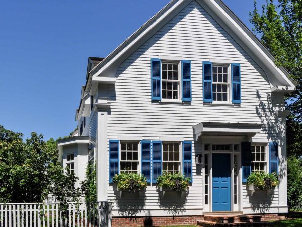 Cape Cod Home 994481