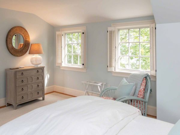 Cape Cod Home 994482
