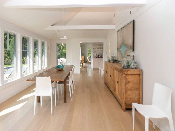 Cape Cod Home 994483