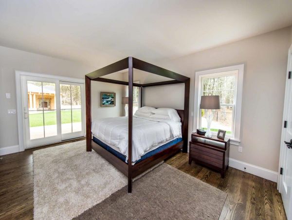 Cape Cod Home 994484