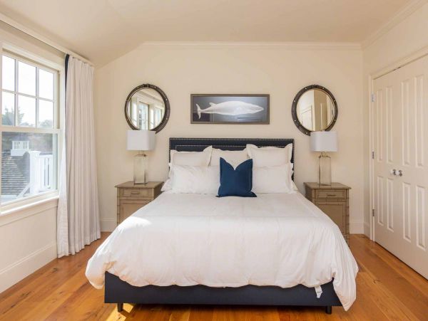Cape Cod Home 994486