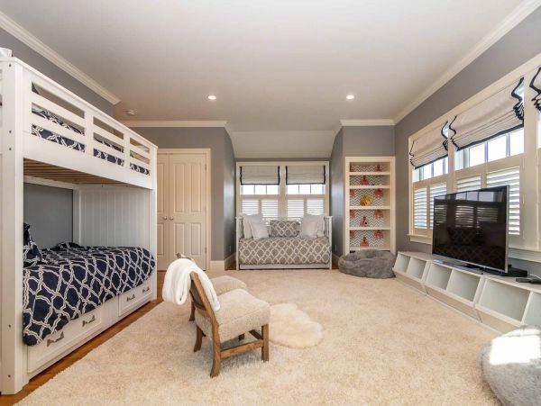 Cape Cod Home 994486