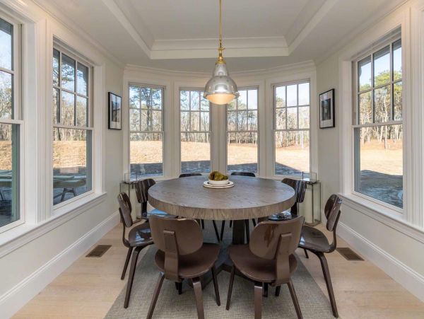 Cape Cod Home 994487