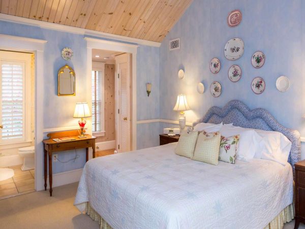 Cape Cod Home 994488