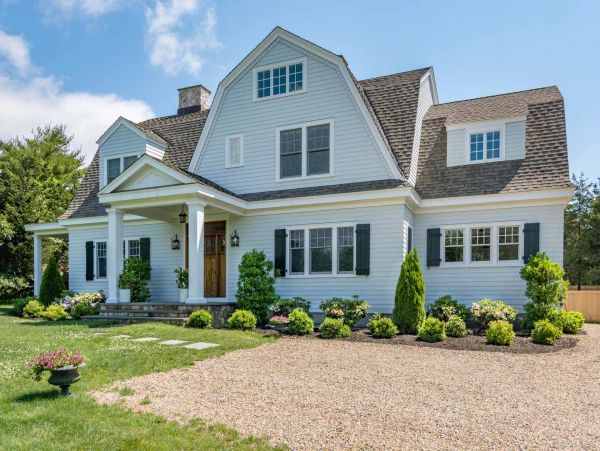 Cape Cod Home 994490