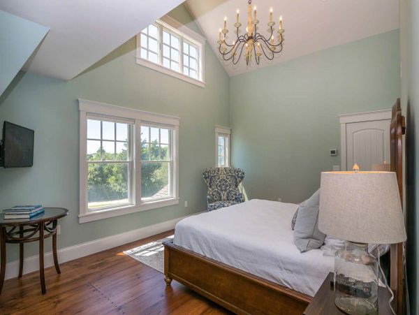 Cape Cod Home 994490