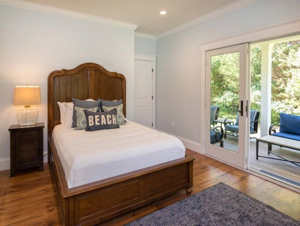 Cape Cod Home 994490