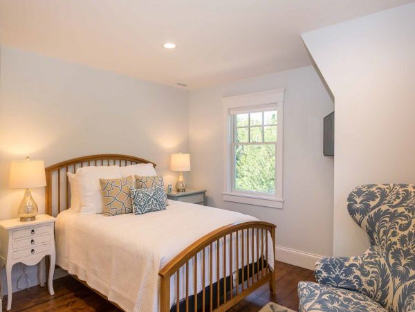 Cape Cod Home 994490