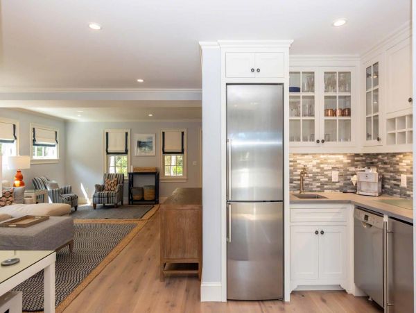 Cape Cod Home 994491