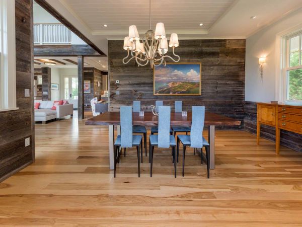 Cape Cod Home 994492