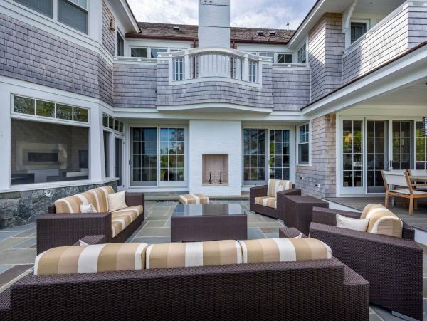 Cape Cod Home 994492