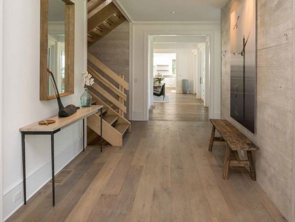 Cape Cod Home 994496