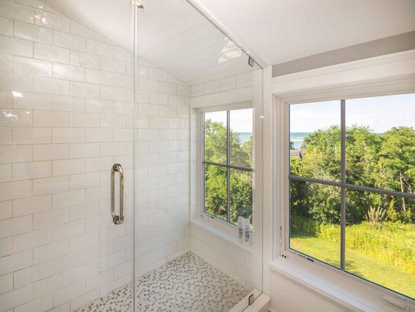 Cape Cod Home 994496